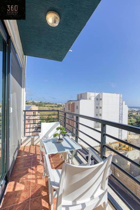 Beautiful & Modern 2br In By 360 Estates Apartment San Gwann